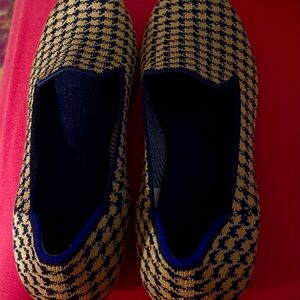 Rothy’s Stylish Blue and Gold Houndstooth Flats